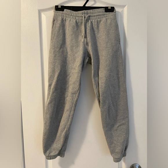 Aritzia TNA Cozyaf boyfriend sweatpants - Picture 3 of 6